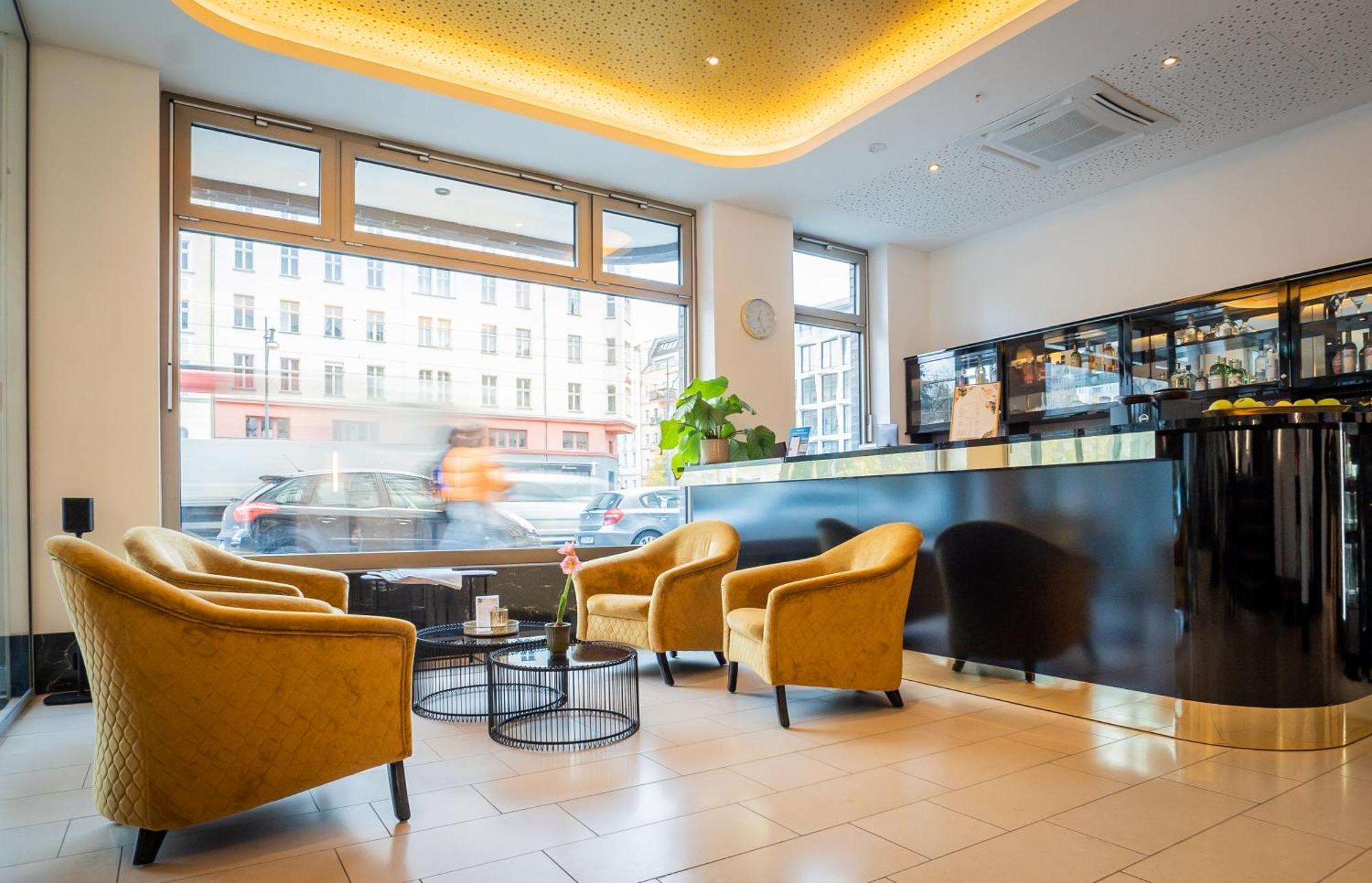 Hotel Gold Palais 3*